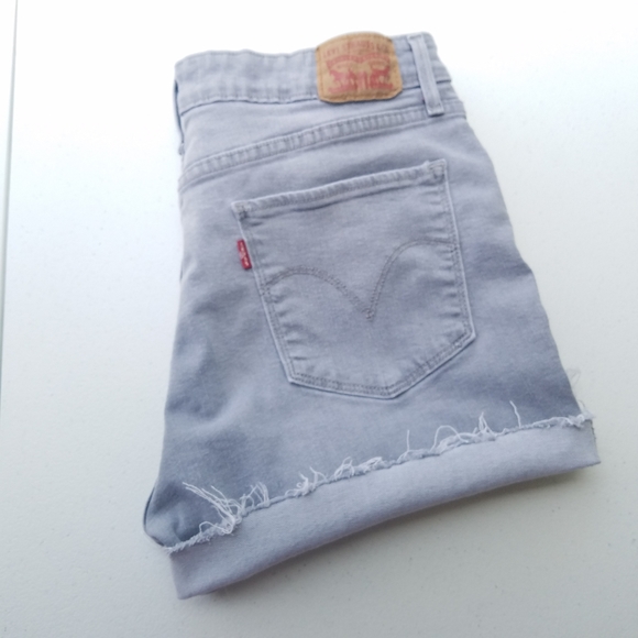 Levi's Pants - SALE🇺🇸🇺🇸🇺🇸 Levi's 10" rise